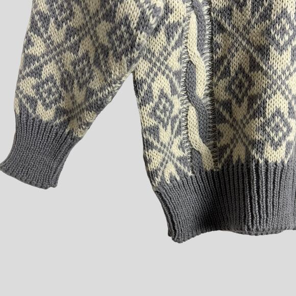 Vintage Eskimo Knitwear Women’s Gray White Wool Pullover Sweater Size M - Picture 5 of 8